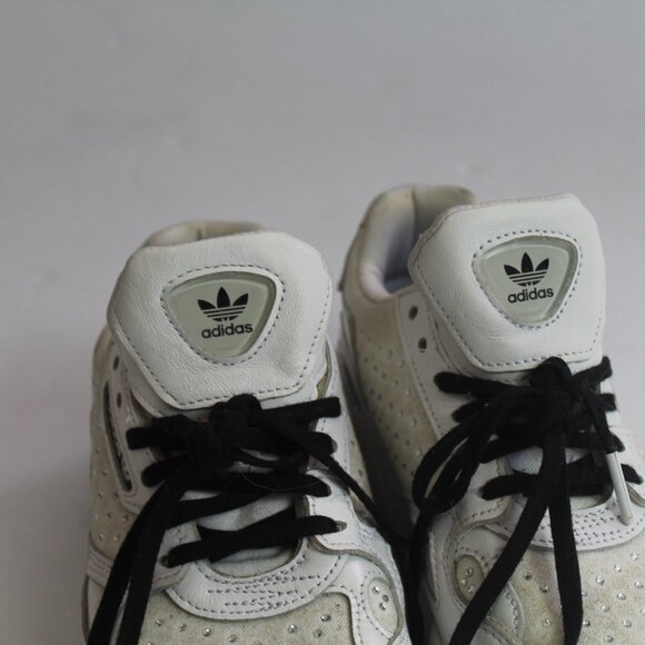 Women's Adidas Retro Fit Sneakers U.S. Size 6 - Preloved - Picture 10 of 16